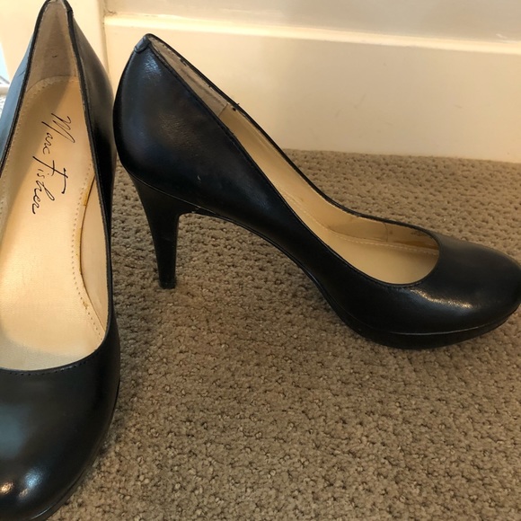 Black pumps - Picture 4 of 4
